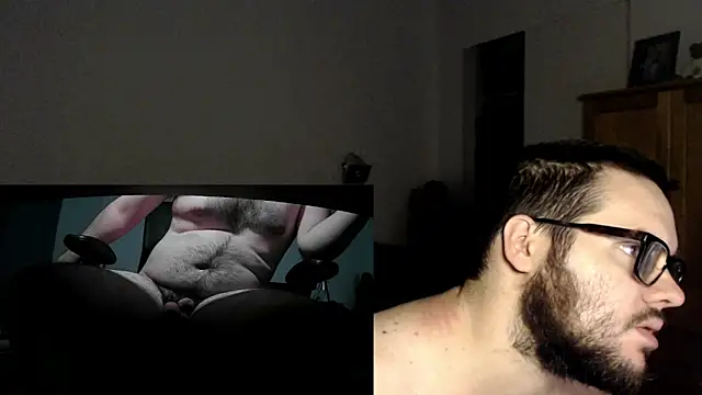 Snapshot of fck_boy123 chatting on December 12, 5:31 am fck boy123 online show from December 12, 5:31 am