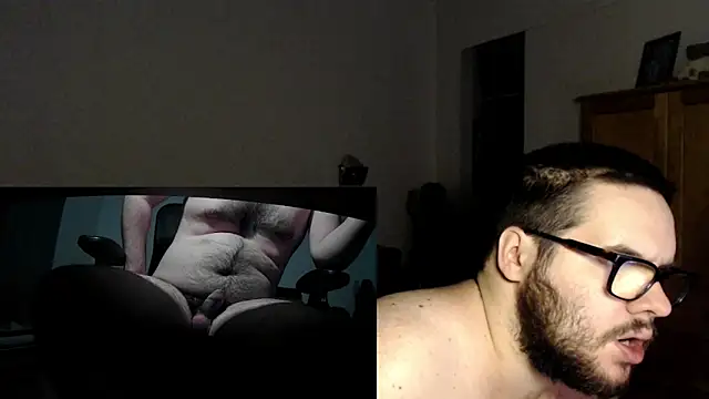 Snapshot of fck_boy123 chatting on January 27, 6:19 am fck boy123 online show from January 27, 6:19 am