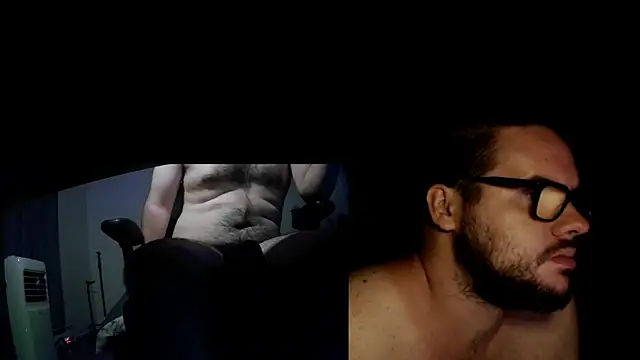 Snapshot of fck_boy123 chatting on October 7, 3:58 am fck boy123 online show from October 7, 3:58 am