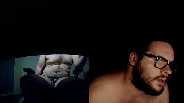 Snapshot of fck_boy123 chatting on October 30, 3:08 am fck boy123 online show from October 30, 3:08 am