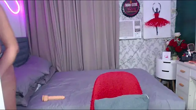 Pretty Cassie69 online show from February 18, 6:15 am