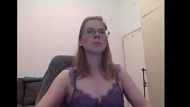SavannaGirly online show from September 19, 7:43 am