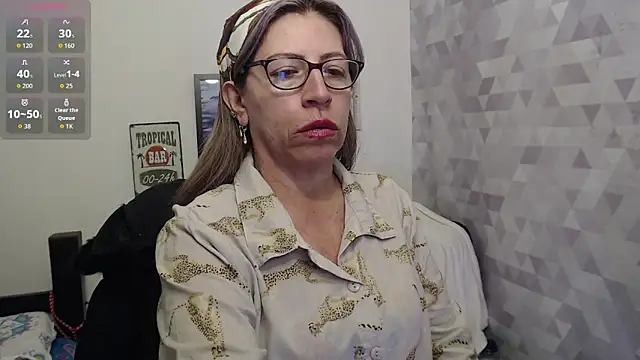 Chayla Ruiz online show from September 15, 9:26 pm