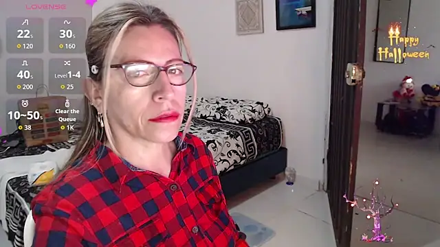 Chayla Ruiz online show from October 23, 12:48 pm