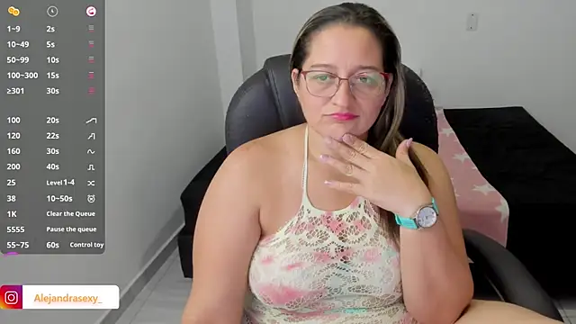 alejandra milf  online show from April 20, 9:38 pm