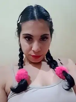 Snapshot of molymeneses chatting on December 21, 3:36 am molymeneses online show from December 21, 3:36 am