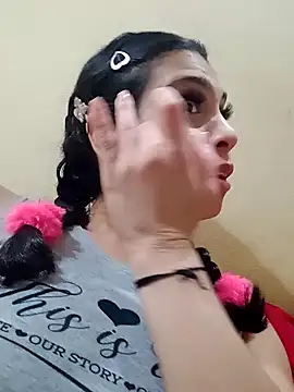 Snapshot of molymeneses chatting on December 21, 6:41 am molymeneses online show from December 21, 6:41 am