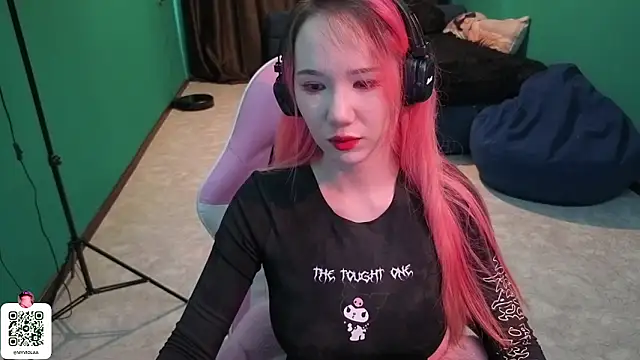 Maya Viola online show from March 10, 5:34 am