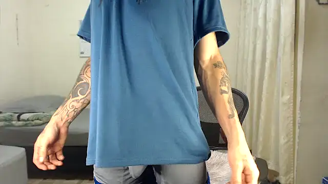 emiliano hottt online show from March 10, 2:00 pm