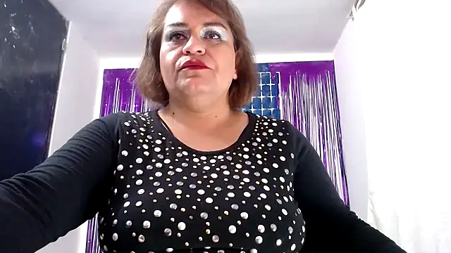 NAILAH SANZ online show from December 22, 2:17 am