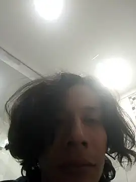 Snapshot of swagbabysk8 chatting on January 15, 7:17 pm swagbabysk8 online show from January 15, 7:17 pm