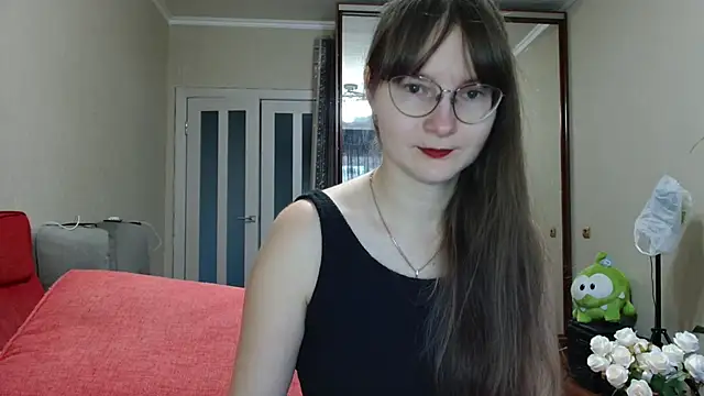 KiraGoldens online show from October 27, 6:17 am