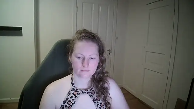 Girlnina-1995 online show from February 12, 5:05 pm