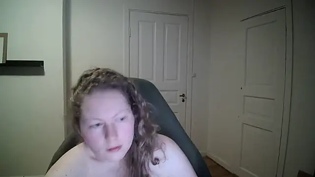 Girlnina-1995 online show from February 26, 5:42 am