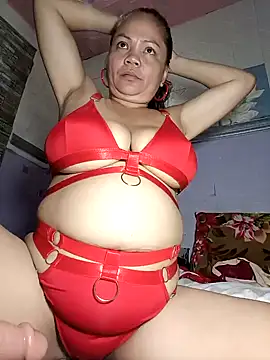 Snapshot of hotbabes163 chatting on January 19, 11:45 am hotbabes163 online show from January 19, 11:45 am