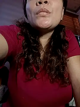 hotbabes163 online show from April 25, 5:10 am