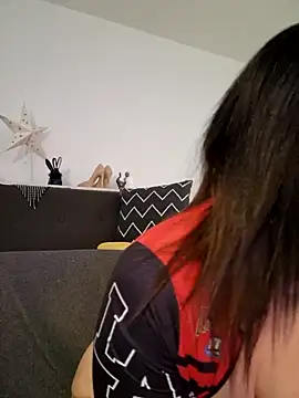 AryaSummersReal online show from April 19, 8:13 am