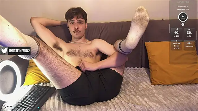 Snapshot of marksibul chatting on September 22, 2:35 am marksibul online show from September 22, 2:35 am