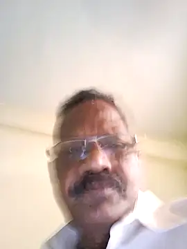 Snapshot of Maddymissile chatting on March 2, 11:17 am Maddymissile online show from March 2, 11:17 am