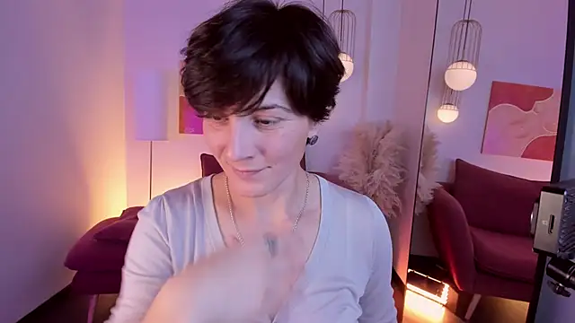 LorenDaze online show from October 10, 2:05 pm