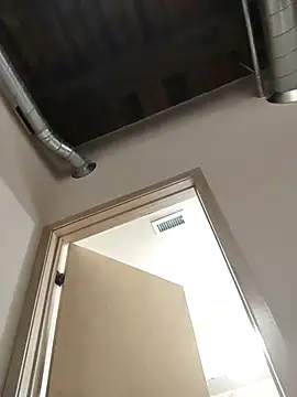 Snapshot of eatmeplease44 chatting on February 16, 1:14 am eatmeplease44 online show from February 16, 1:14 am