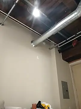 Snapshot of eatmeplease44 chatting on February 20, 10:15 pm eatmeplease44 online show from February 20, 10:15 pm