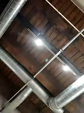 Snapshot of eatmeplease44 chatting on March 6, 5:46 am eatmeplease44 online show from March 6, 5:46 am