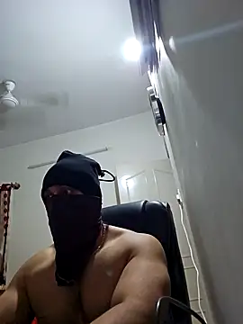 kaizercool1 online show from February 7, 9:16 am