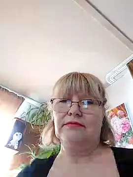 IrmaRose online show from March 23, 5:32 am