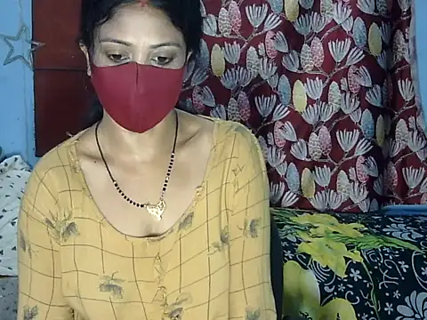 Snapshot of Indian_Horny_Wife chatting on June 21, 1:08 am Indian Horny Wife online show from June 21, 1:08 am