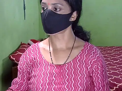 Snapshot of Indian_Horny_Wife chatting on July 13, 4:04 am Indian Horny Wife online show from July 13, 4:04 am