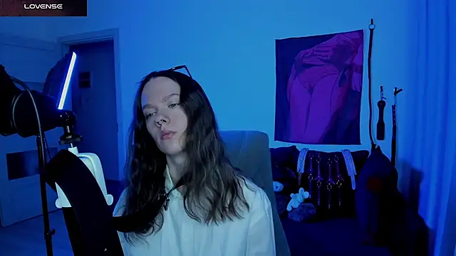 DivineBite online show from April 22, 5:36 pm