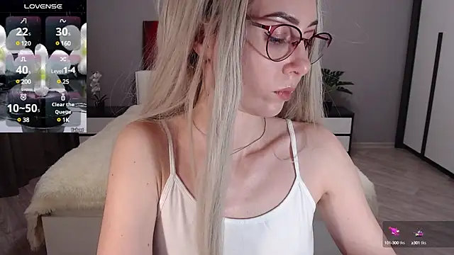 VictoriaTiger online show from February 20, 2:02 pm