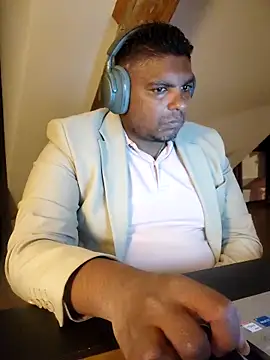 Bandusrilankasexymen online show from April 6, 9:27 pm