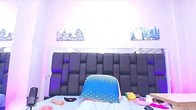  carolina fox online show from February 11, 6:08 am