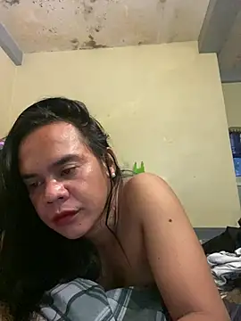 Snapshot of sweetyula chatting on July 23, 1:58 am sweetyula online show from July 23, 1:58 am