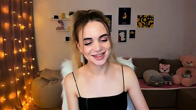 Snapshot of aPieceOfJoy chatting on December 17, 11:49 pm aPieceOfJoy online show from December 17, 11:49 pm