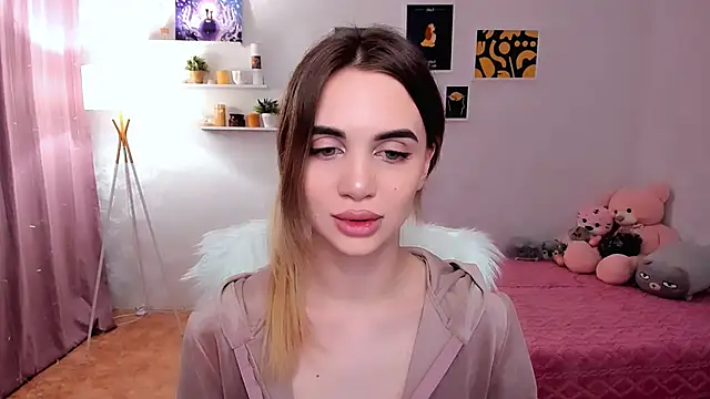 Snapshot of aPieceOfJoy chatting on February 27, 12:32 am aPieceOfJoy online show from February 27, 12:32 am