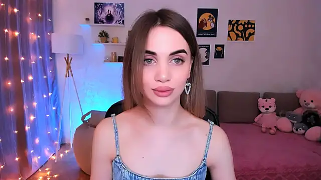 Snapshot of aPieceOfJoy chatting on March 19, 9:16 pm aPieceOfJoy online show from March 19, 9:16 pm