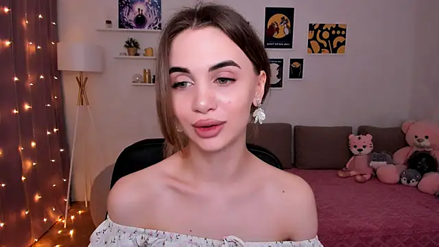 Snapshot of aPieceOfJoy chatting on March 20, 8:51 pm aPieceOfJoy online show from March 20, 8:51 pm