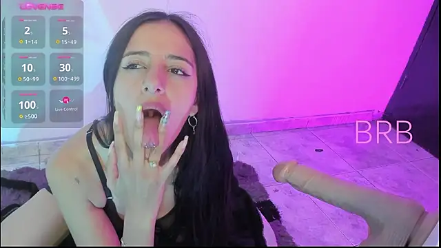 candymills1 online show from February 17, 1:51 pm