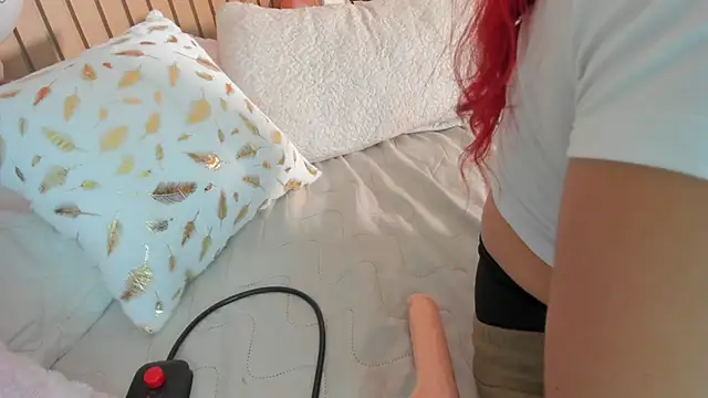 Karlagonzales  online show from April 19, 10:58 am