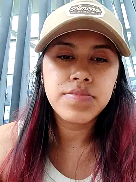 Snapshot of Karlagonzales_ chatting on June 29, 3:12 pm Karlagonzales online show from June 29, 3:12 pm