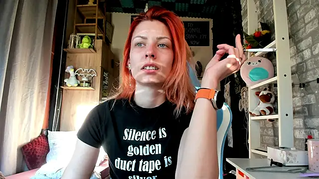 karo123421 online show from April 18, 4:00 pm