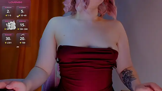 SueNiceeeee online show from April 14, 4:13 pm