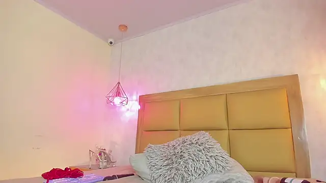 KEIMIRICCI online show from March 2, 7:15 am