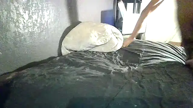 Snapshot of 247Srokin chatting on March 15, 1:07 pm 247Srokin online show from March 15, 1:07 pm