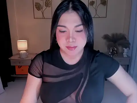 Snapshot of MaxeneCullens chatting on March 6, 4:31 am MaxeneCullens online show from March 6, 4:31 am