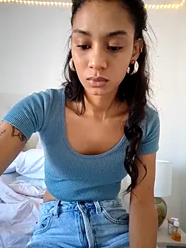 Leaberry online show from September 10, 1:55 pm