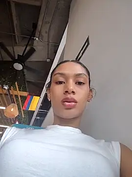 Leaberry online show from February 28, 9:16 pm